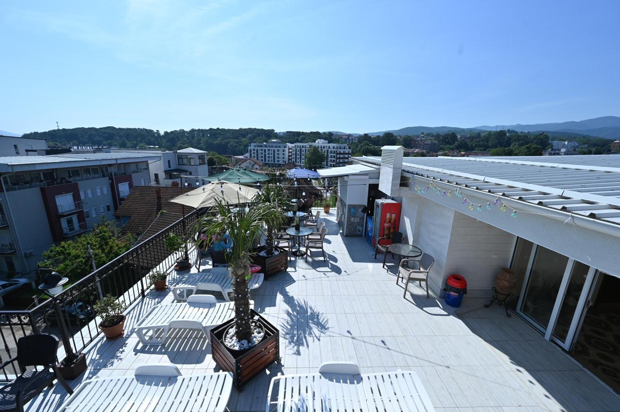 Smestaj Tea Sa Dva Bazena Vrnjačka Banja Exterior foto